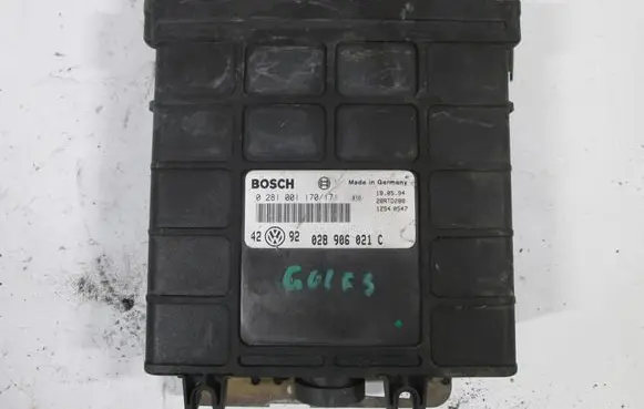 Volkswagen Golf III Engine control unit/module 028906021FB 028906021C 28RTD288