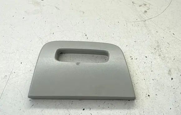 Volkswagen Transporter - Caravelle T5 Seat belt trim 7H9857186B
