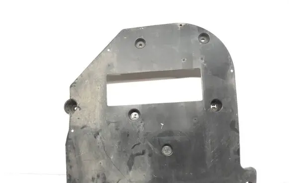 Renault Captur II Engine splash shield/under tray 748A04100R