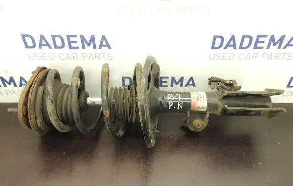 Toyota Avensis T270 Front shock absorber with coil spring