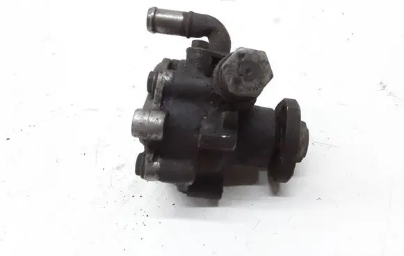 Volkswagen Golf IV Power steering pump 1J0422154A