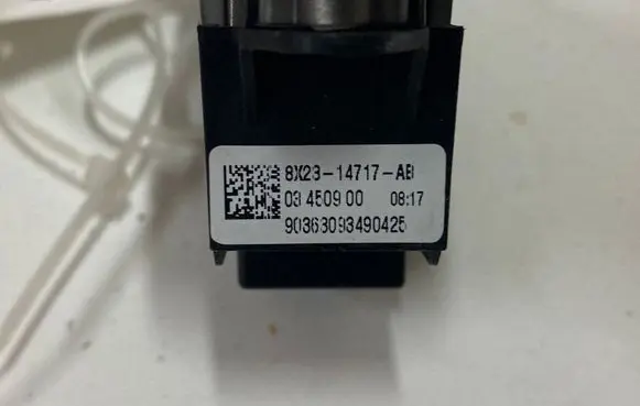 Jaguar XF X250 Electric window control switch 8X2314717AB