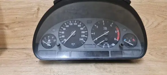 BMW 5 E39 Speedometer (instrument cluster) 62116906122