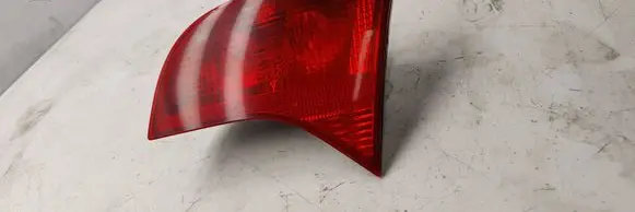 Tailgate rear/tail lights