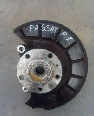 Volkswagen PASSAT B7 Front wheel hub 3C0401251