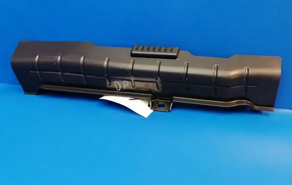 Land Rover Evoque II Front sill trim cover K8D2101173A