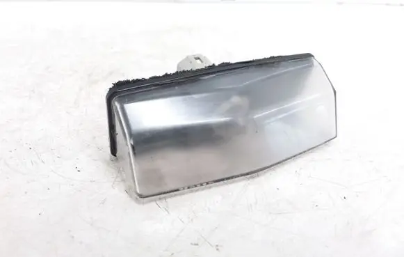 Toyota RAV 4 (XA40) Number plate light
