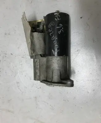 Volkswagen Touareg II Starter motor 012911023H