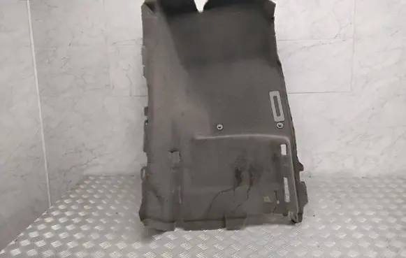 Porsche Cayenne (92A) Front floor carpet liner 