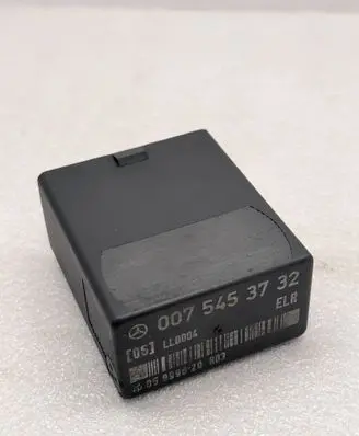 Mercedes-Benz E W124 Other relay 0075453732 05999620