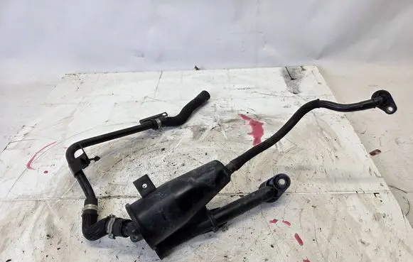 Saab 9-5 Oil breather separator 55567249