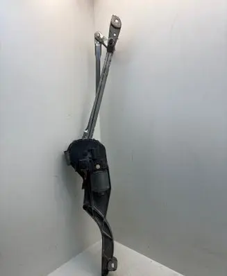 Mercedes-Benz CLS C219 Front wiper linkage and motor 1137328267 0621728767 1397220493