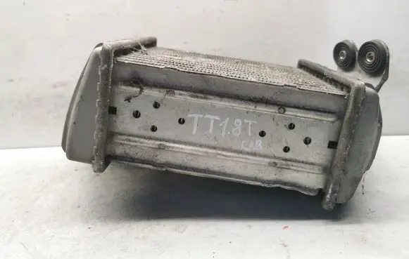Audi TT Mk1 Intercooler radiator 8L9145806B