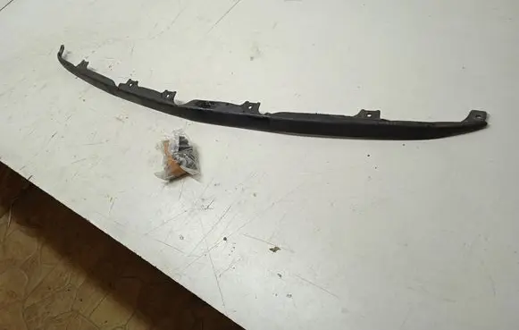 Toyota Prius (XW20) Front bumper lip PRIUS20032008M