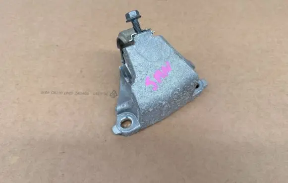 Dacia Sandero III Engine mounting bracket SAN3LAPPOL1 397742142R