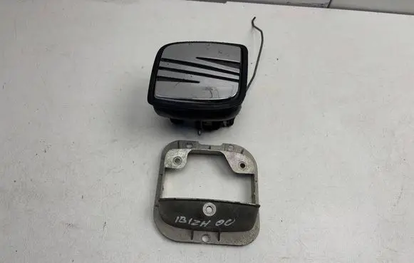 Seat Ibiza II (6k) Tailgate/trunk/boot exterior handle 6K0827565B 6K0827565C 1M6827565B