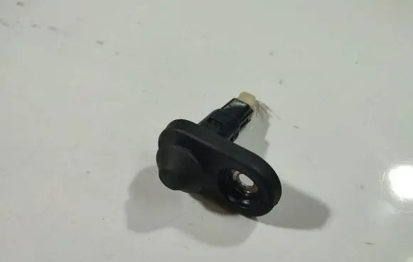 Toyota Avensis T250 Front door sensor coupe 