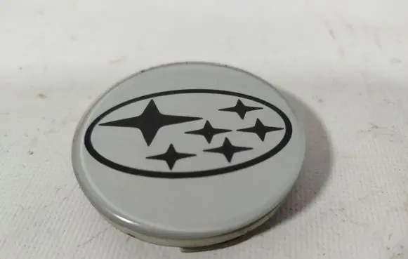 Subaru Legacy Original wheel cap 