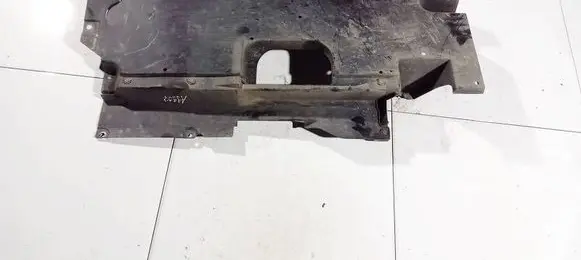 Mazda CX-5 Engine splash shield/under tray kd58561x1