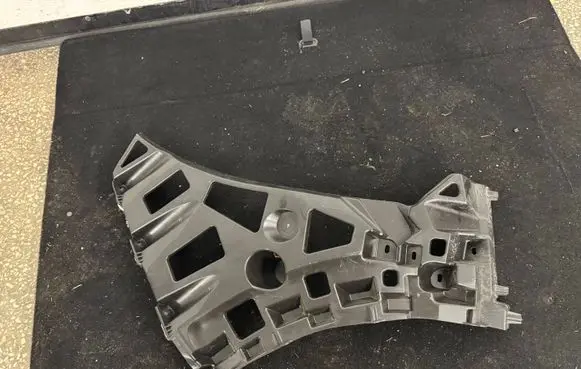 Peugeot 408 P54 Bumper support mounting bracket corner 9838475380
