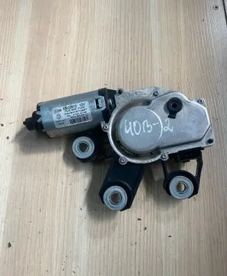 Volkswagen Touareg I Rear window wiper motor 7L0955712C