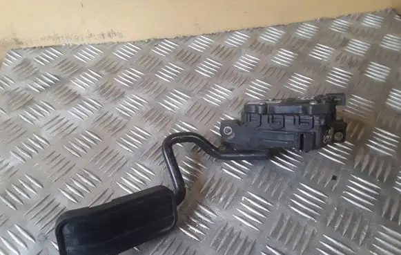 Ford Galaxy Accelerator throttle pedal 6PV00777005 7M4721603D YM219F836GB