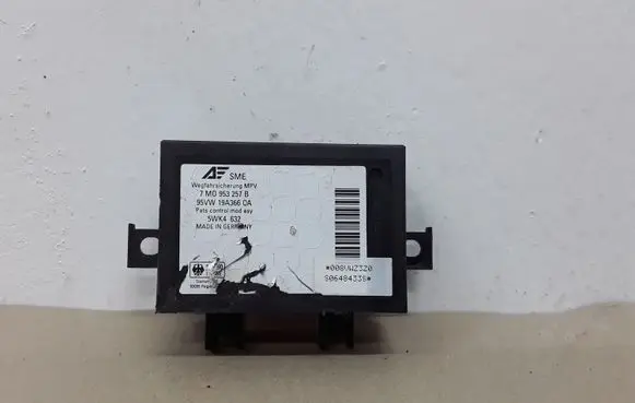 Volkswagen Sharan Immobilizer control unit/module 7M0953257B 95VW19A366CA 5WK4632