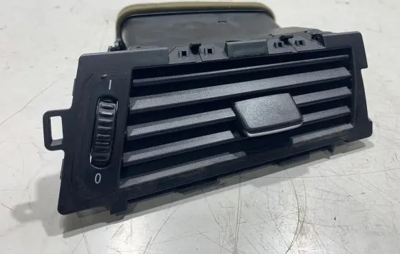 BMW 5 E60 E61 Dashboard side air vent grill/cover trim 64226910732 5113001 14121810