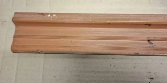 Mercedes-Benz W123 Rear sill trim cover