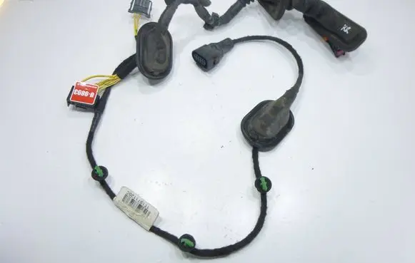 Volkswagen Touran II Front door wiring loom 1T1971120C