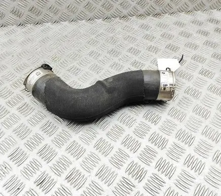 BMW 5 G30 G31 G38 Intercooler hose/pipe 8599392
