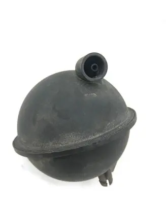 Volkswagen Touareg I Vacuum air tank 054129808
