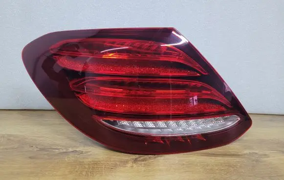 Mercedes-Benz E W213 Rear/tail lights A2139067700