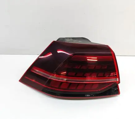 Volkswagen Golf VII Rear/tail lights 5G0945207G