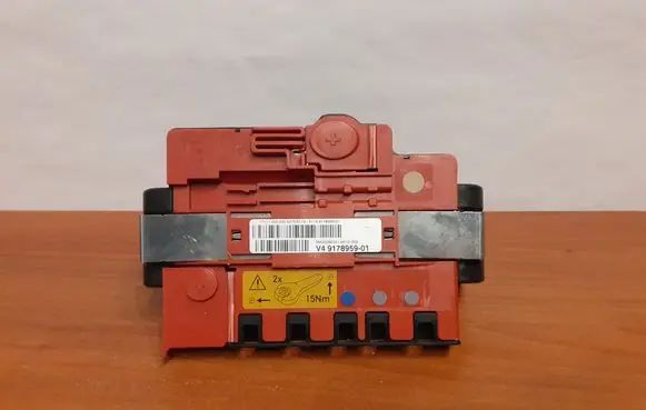 BMW X5 E70 Battery box tray cover/lid 6114917895901 6643
