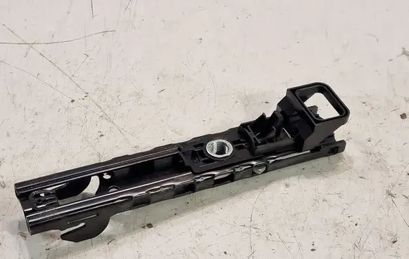 Skoda Superb B8 (3V) Seat belt adjustment rail 4M0857819 626137900F