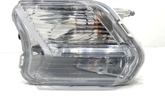 Ford Escape III Front fog light 