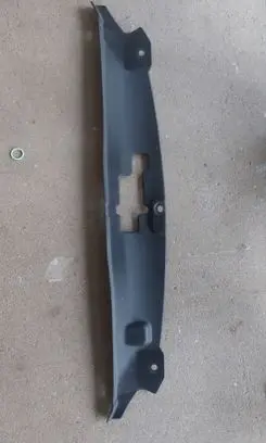 Toyota Avensis T220 Engine bonnet/hood lock trim molding 5314105010