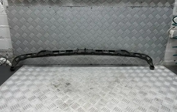Volkswagen Golf VI Rear bumper mounting bracket 5K6807863