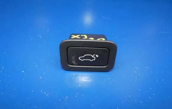 Jaguar XJ X351 Tailgate/boot open switch button 31264960AA