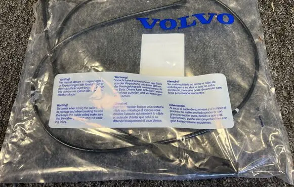 Volvo S60 Engine bonnet/hood lock release cable 32234713