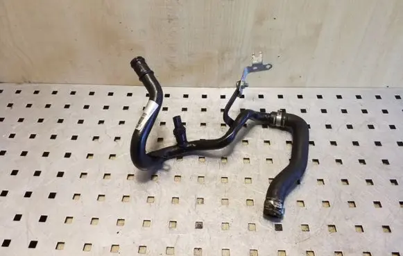 Audi A5 8T 8F Engine coolant pipe/hose 059121070B