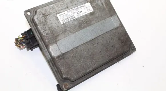 Ford Fiesta Engine control unit/module 6S6112A650FH