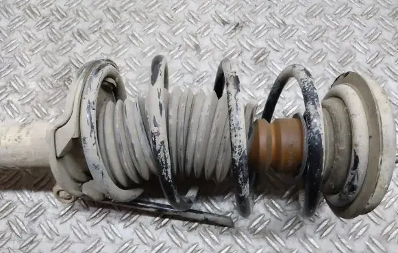 BMW 7 E65 E66 Front shock absorber/damper