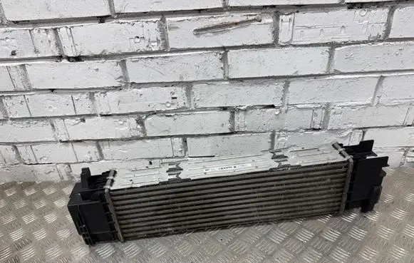 BMW 3 G20 G21 Intercooler radiator 8592701 17518592701