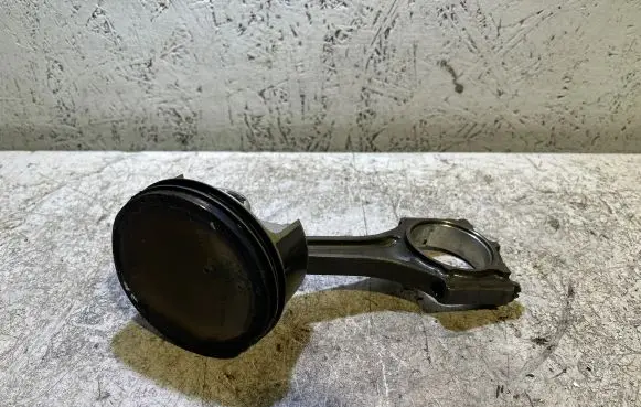 Dodge Charger Piston with connecting rod 53010717AA 2171403