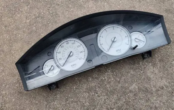 Chrysler 300 - 300C Speedometer (instrument cluster) P04602492AL