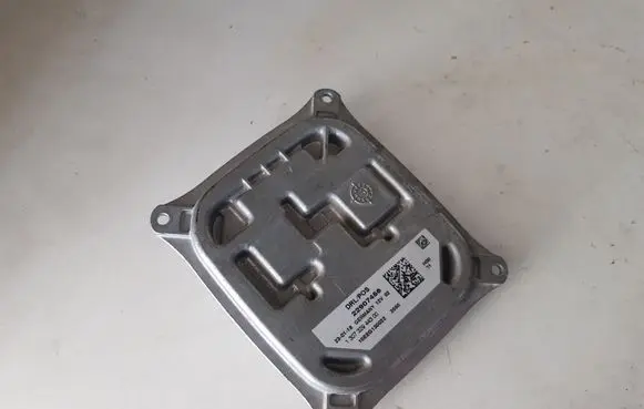 Chevrolet Camaro Headlight ballast module Xenon 130732944300