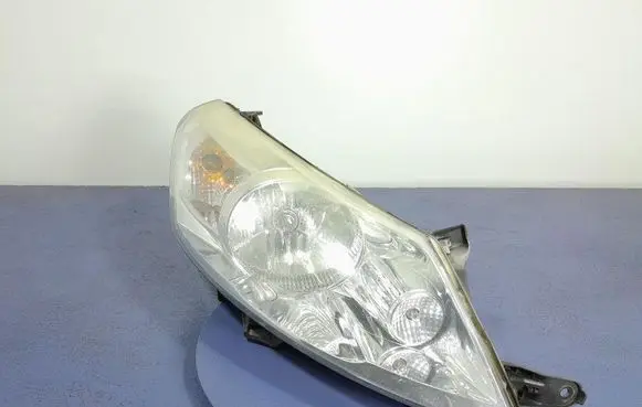 Peugeot Expert Headlight/headlamp 89902604