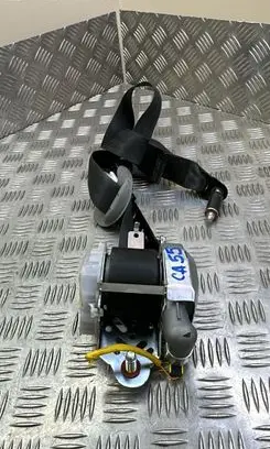 KIA Sorento Front seatbelt 888102P460VA